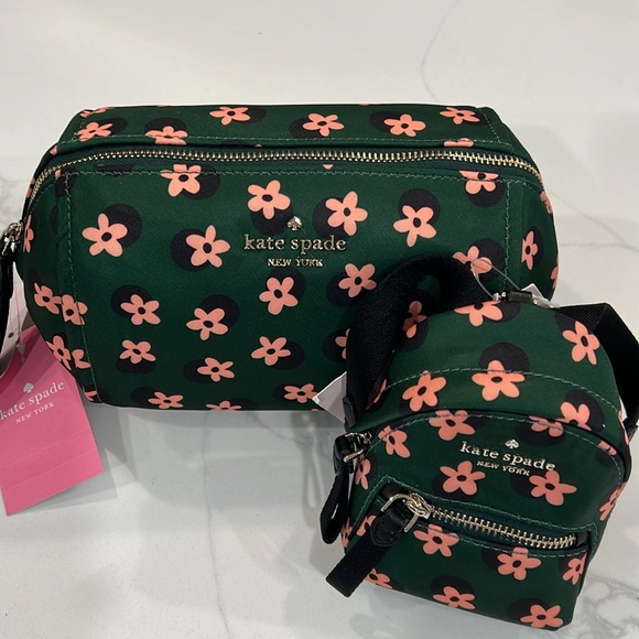 Cute💕Kate Spade Set..💄 - Picture 2 of 16